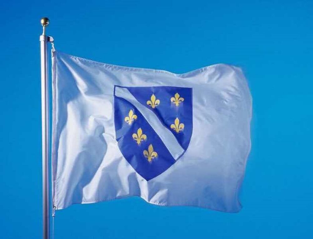 zastava_sa_ljiljanima-500×383@2x