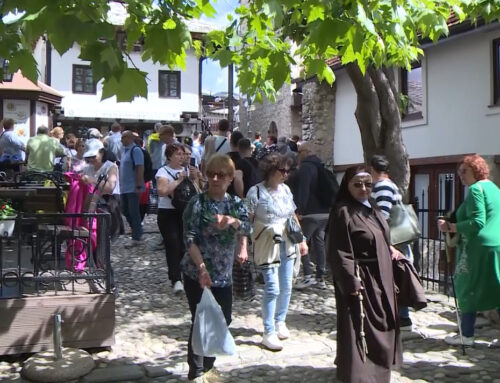 VIDEO / Turistička sezona u Bosni i Hercegovini već je počela: Prednjače Mostar i Neum