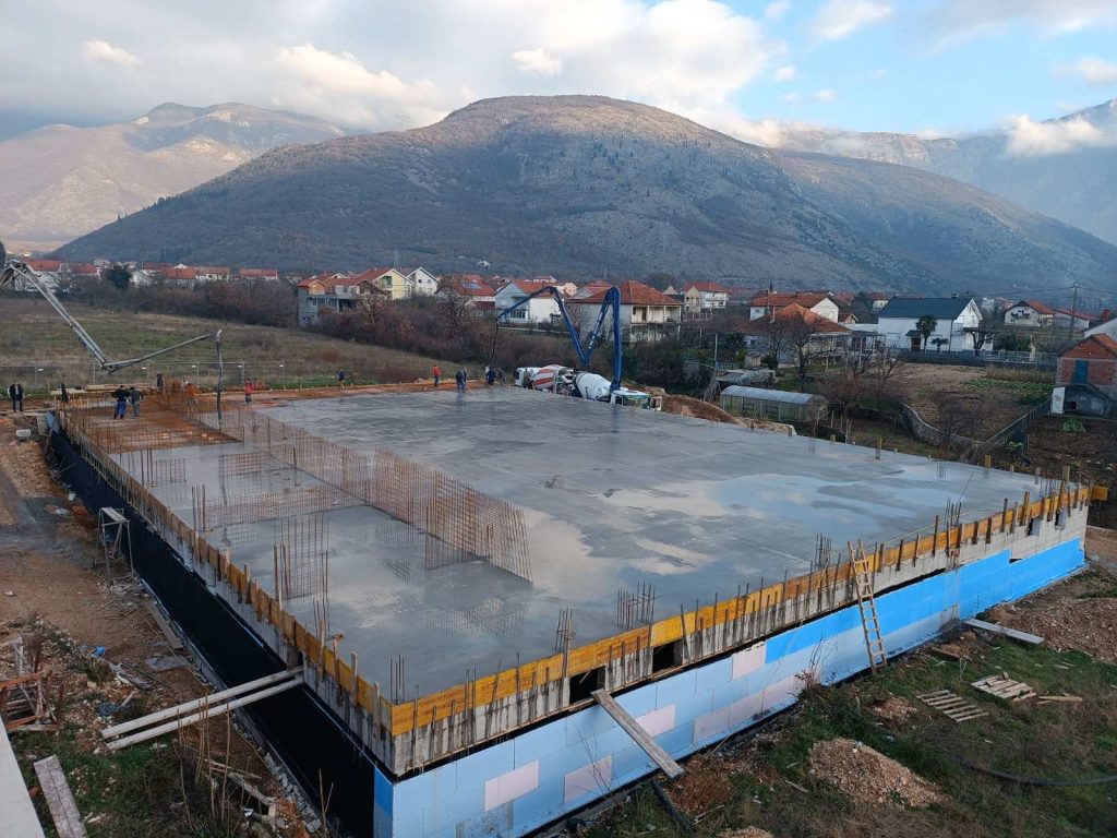 sportska dvorana oš bijelo polje