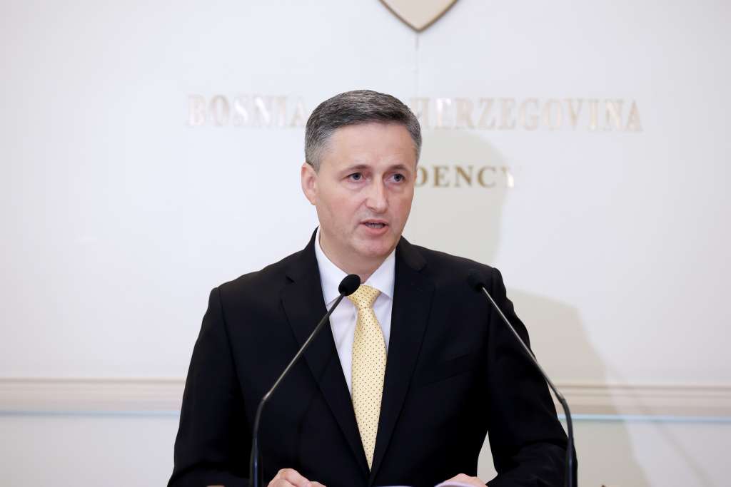 denis