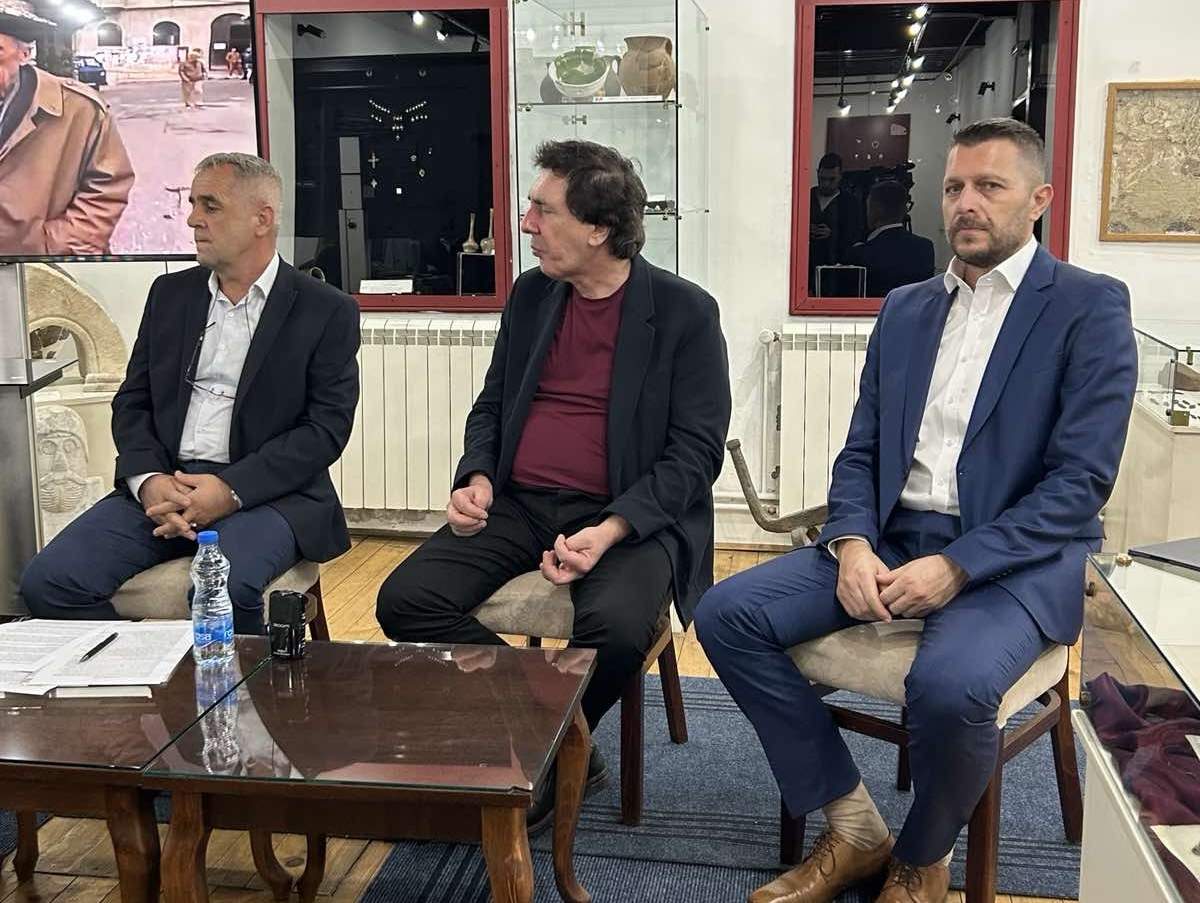 novi_pazar_tribina_o_hasandediću Preporod.info