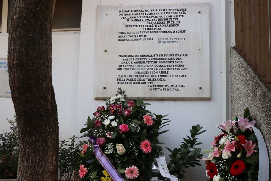 Odavanje-pocasti-talijanskim-novinarima-ubijenim-u-Mostaru